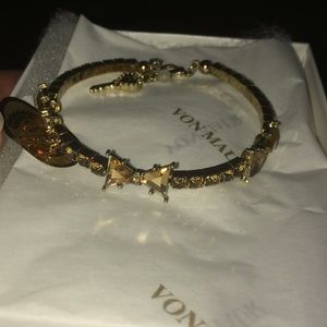 NWOT gold bow Betsey Johnson bracelet